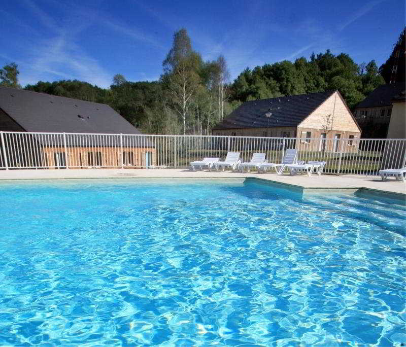Vacanceole - Residence Le Domaine Du Bosquet Égletons Екстериор снимка