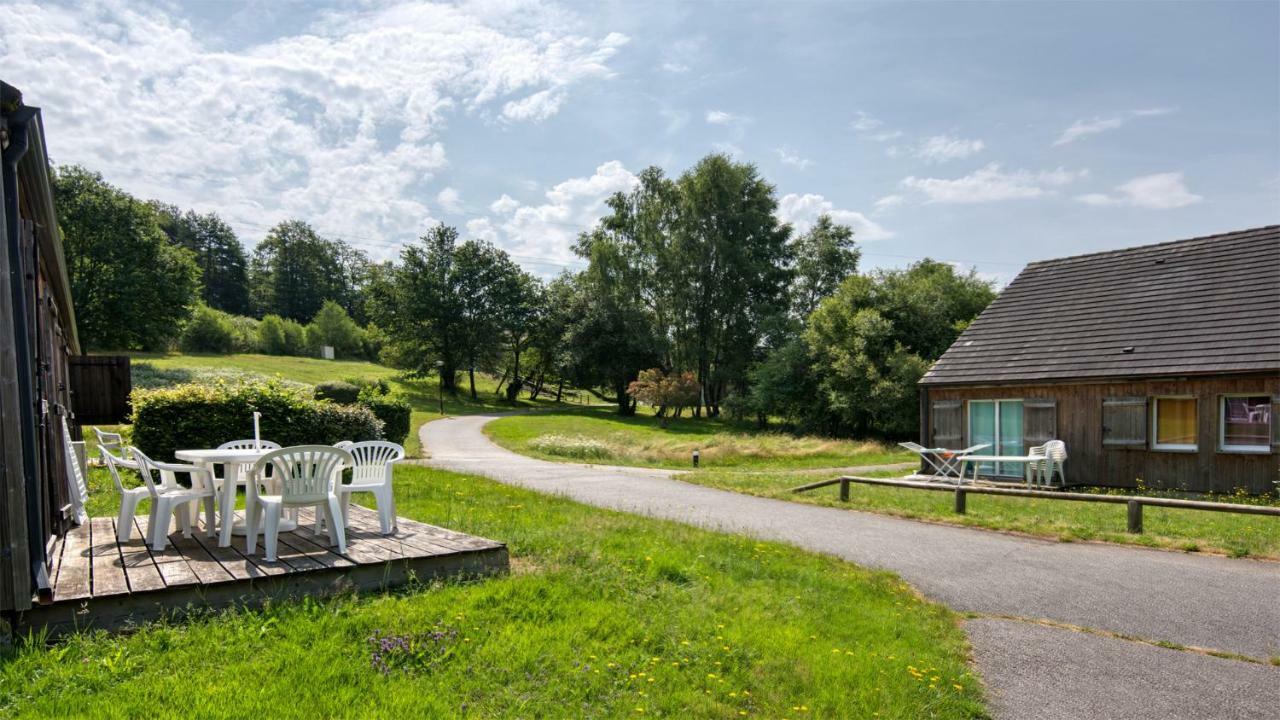 Vacanceole - Residence Le Domaine Du Bosquet Égletons Екстериор снимка