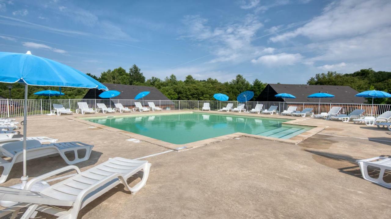 Vacanceole - Residence Le Domaine Du Bosquet Égletons Екстериор снимка