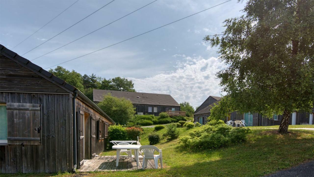 Vacanceole - Residence Le Domaine Du Bosquet Égletons Екстериор снимка