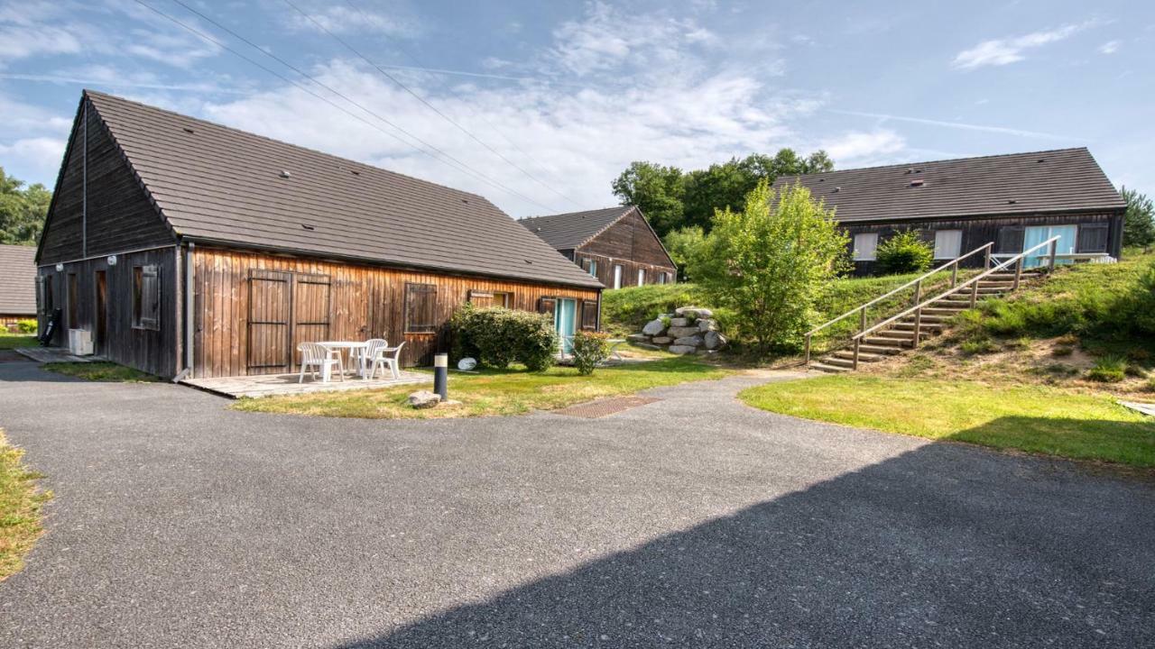 Vacanceole - Residence Le Domaine Du Bosquet Égletons Екстериор снимка