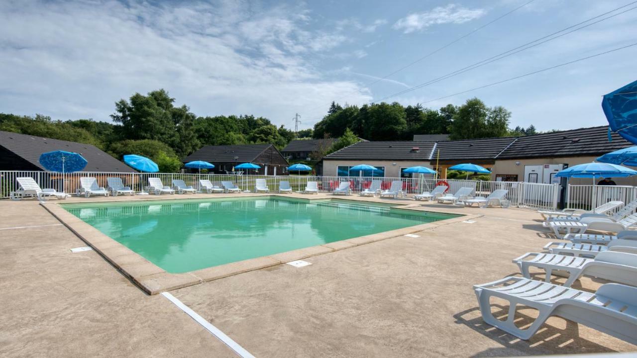 Vacanceole - Residence Le Domaine Du Bosquet Égletons Екстериор снимка